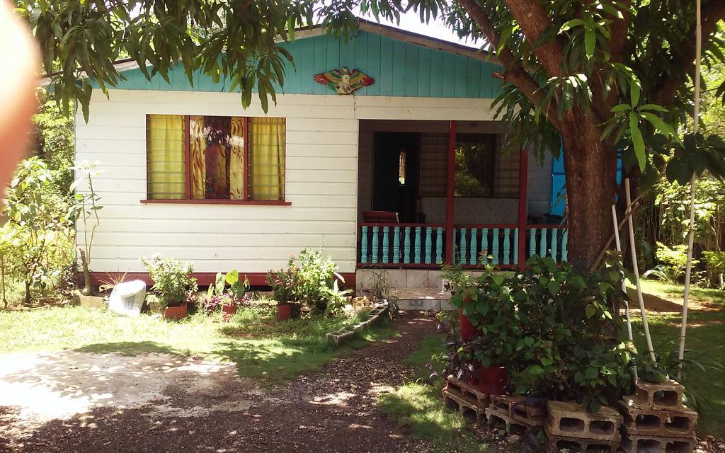 Shades Cottage Guesthouse Blue Hole 外观 照片