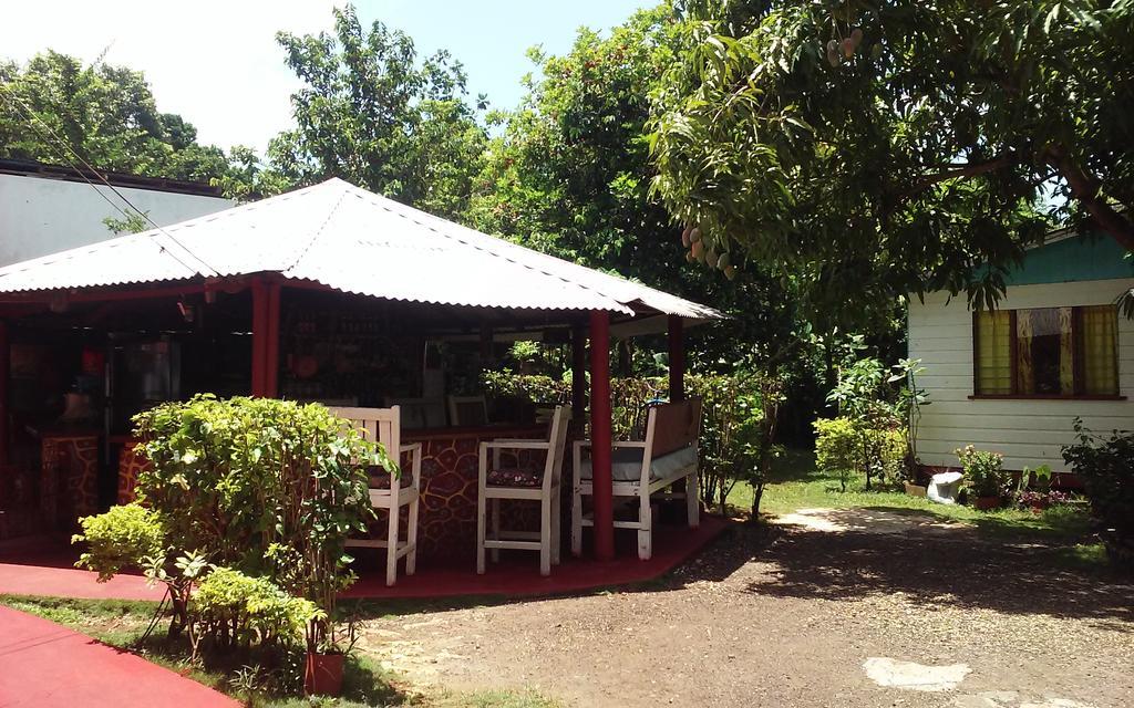 Shades Cottage Guesthouse Blue Hole 外观 照片