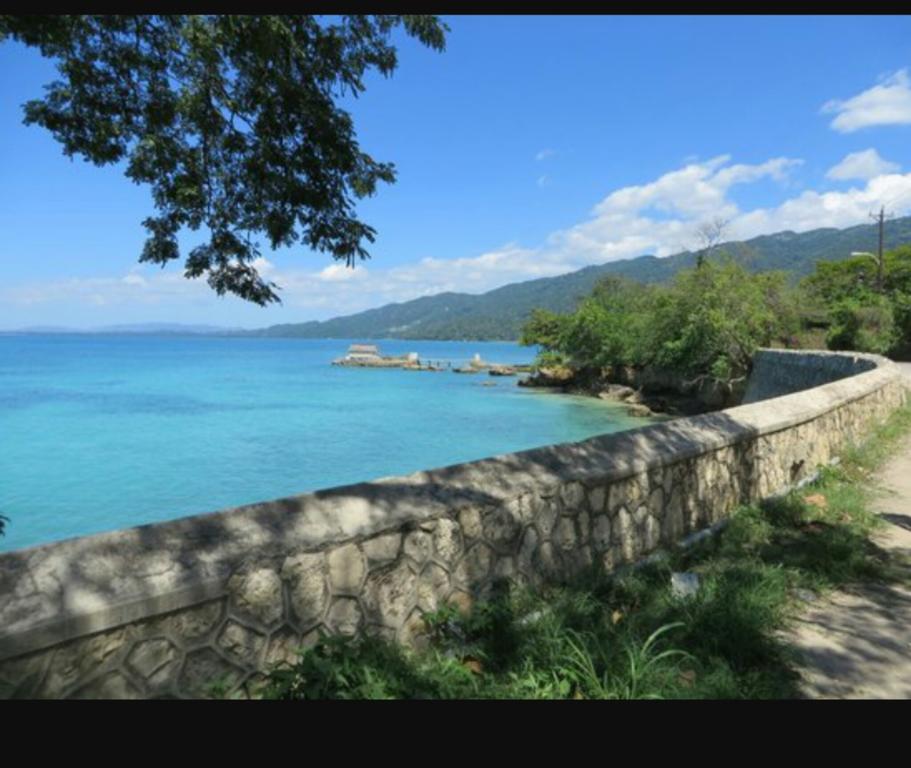 Shades Cottage Guesthouse Blue Hole 外观 照片