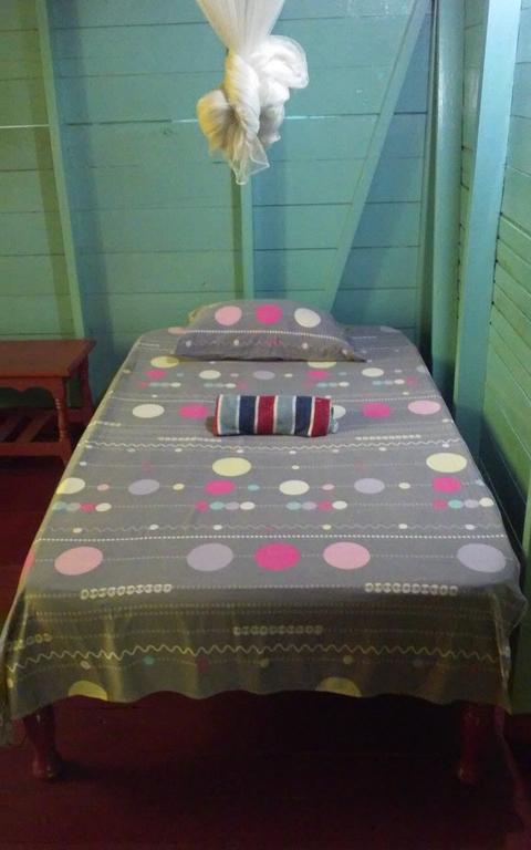 Shades Cottage Guesthouse Blue Hole 外观 照片